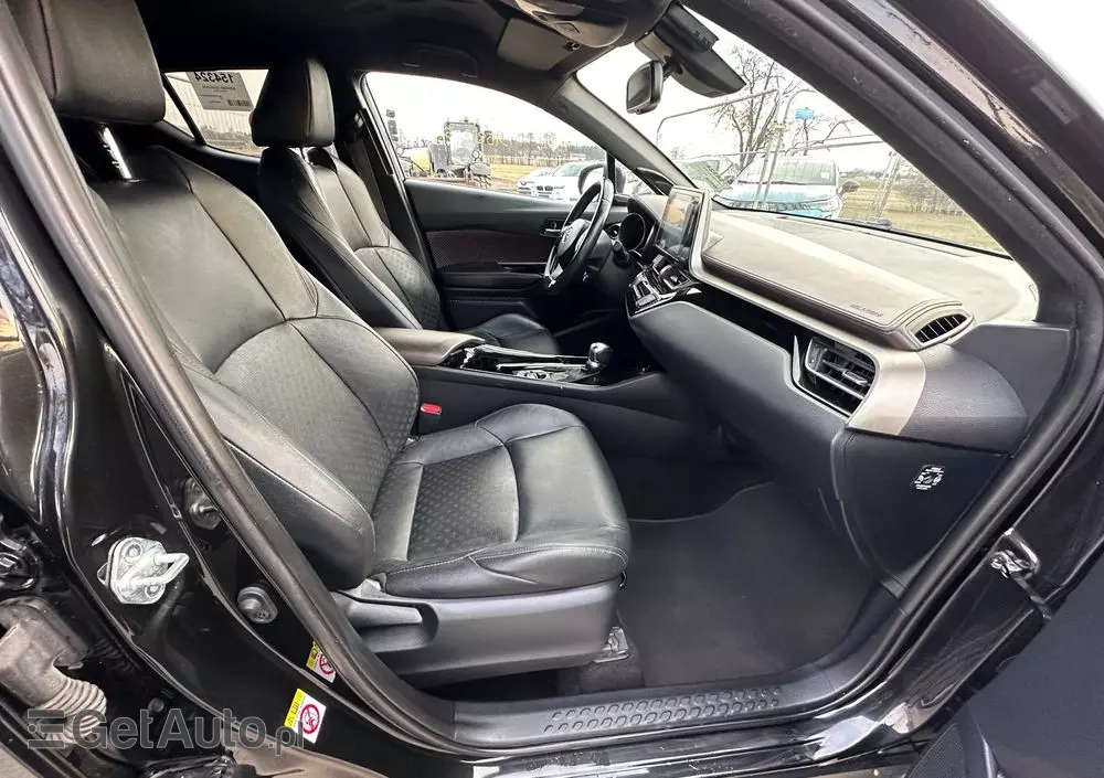 TOYOTA C-HR 1.8 Hybrid Executive