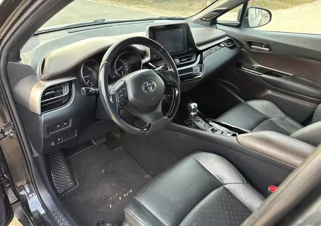 TOYOTA C-HR 1.8 Hybrid Executive