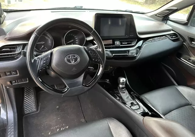 TOYOTA C-HR 1.8 Hybrid Executive