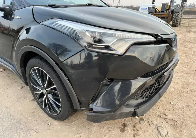 TOYOTA C-HR 1.8 Hybrid Executive
