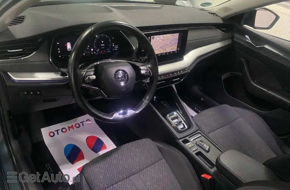 SKODA Octavia 