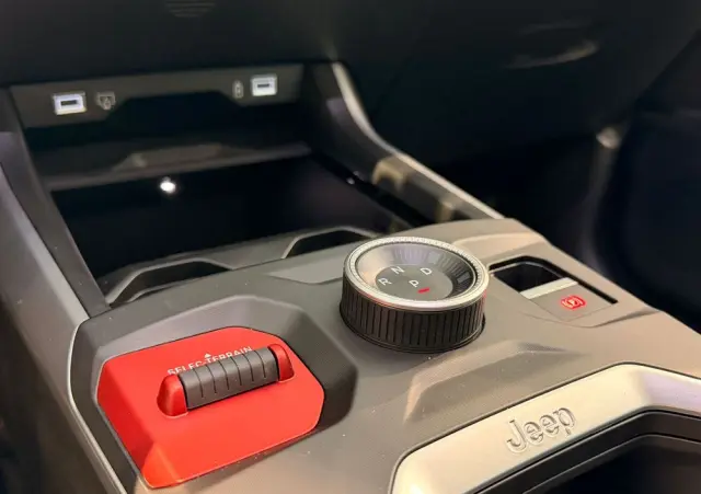 JEEP Compass 1.2 T3 mHEV Altitude FWD DCT