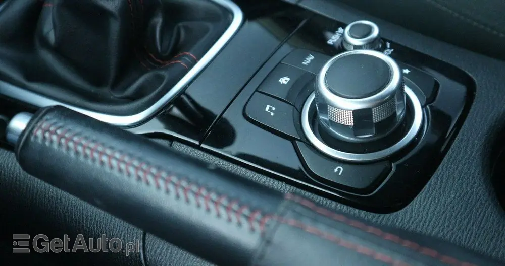 MAZDA 3 SKYACTIV-G 120 Exclusive-Line