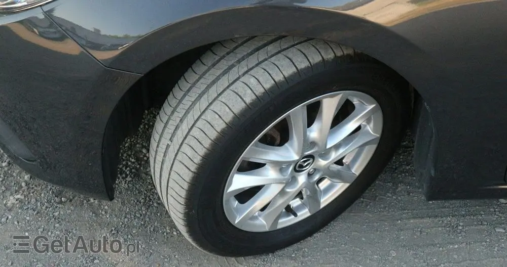 MAZDA 3 SKYACTIV-G 120 Exclusive-Line