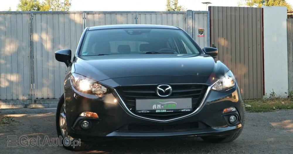 MAZDA 3 SKYACTIV-G 120 Exclusive-Line