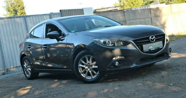 MAZDA 3 SKYACTIV-G 120 Exclusive-Line