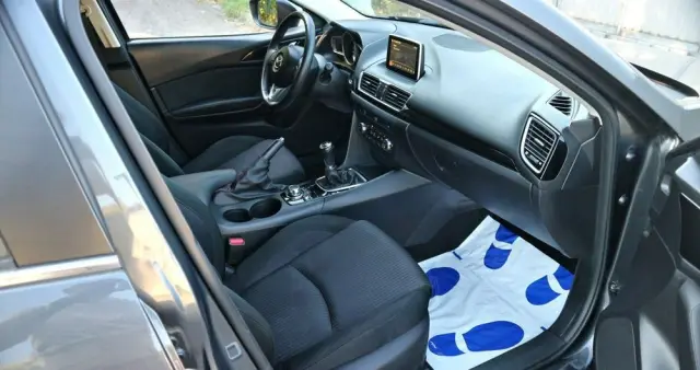 MAZDA 3 SKYACTIV-G 120 Exclusive-Line