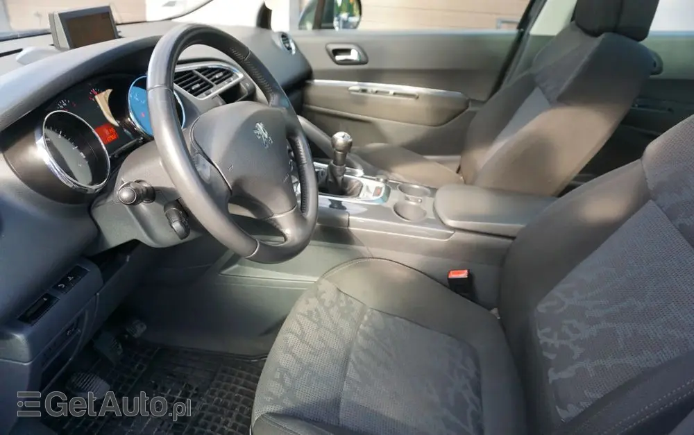 PEUGEOT 3008 120 VTi Active