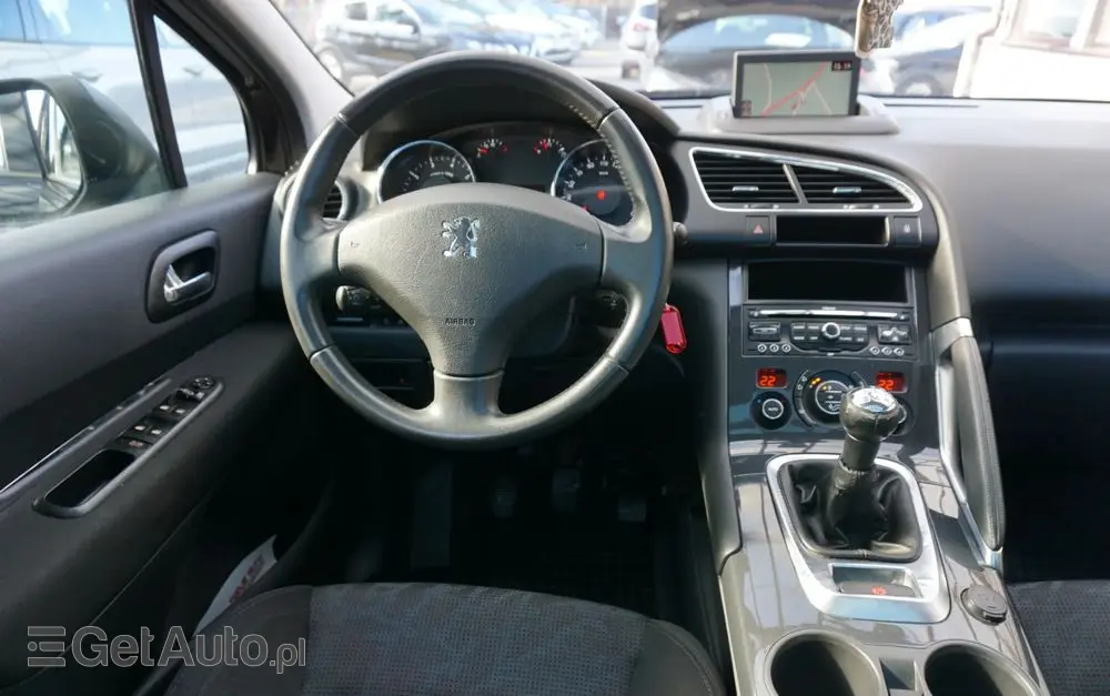 PEUGEOT 3008 120 VTi Active