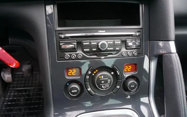 PEUGEOT 3008 120 VTi Active