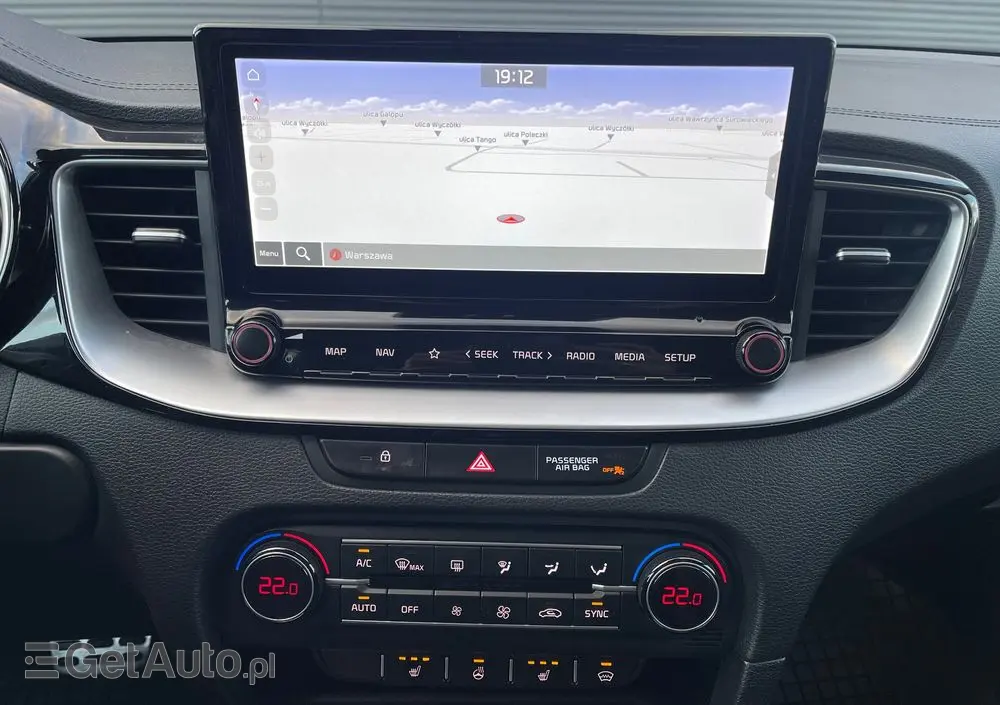 KIA Ceed 1.5 T-GDI Business Line DCT
