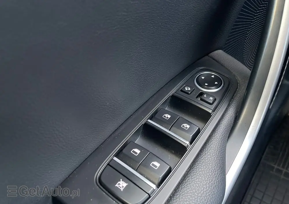 KIA Ceed 1.5 T-GDI Business Line DCT