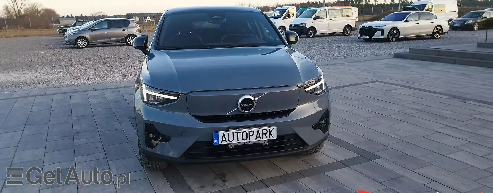 VOLVO C40 78 kWh (408 KM) AWD Electric