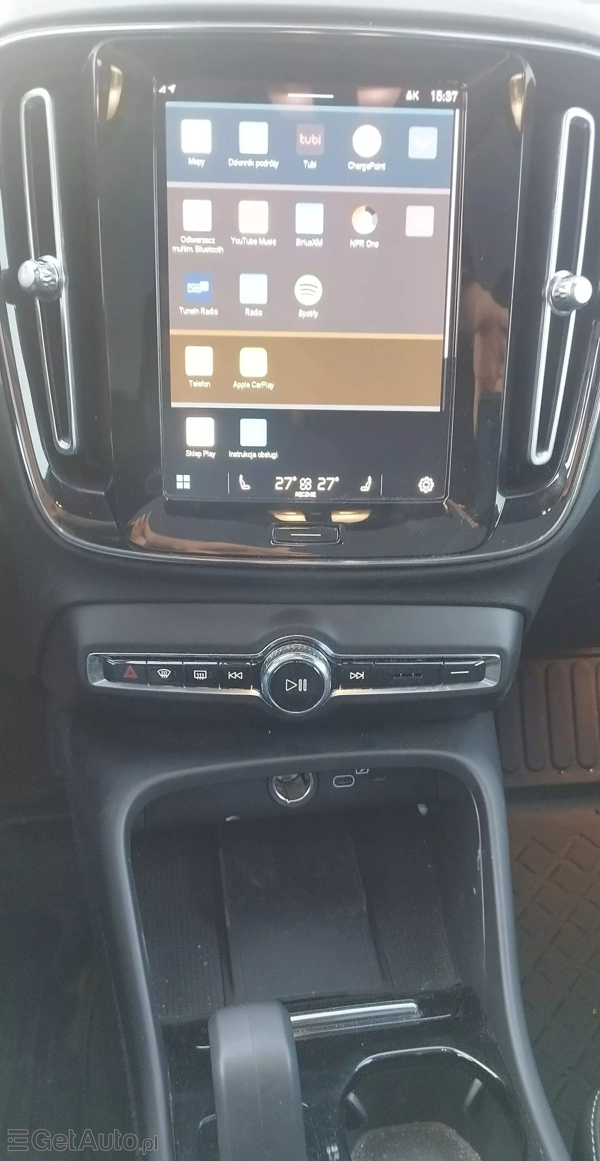 VOLVO C40 78 kWh (408 KM) AWD Electric