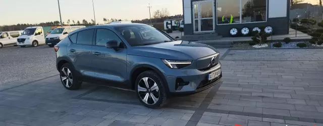 VOLVO C40 78 kWh (408 KM) AWD Electric