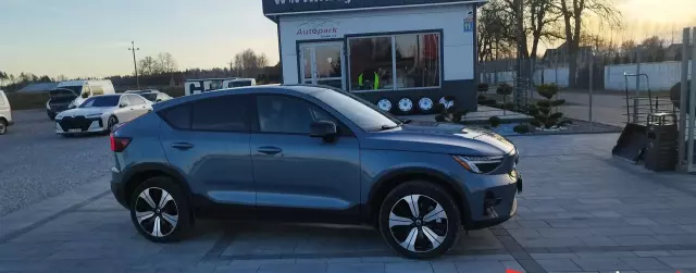 VOLVO C40 78 kWh (408 KM) AWD Electric