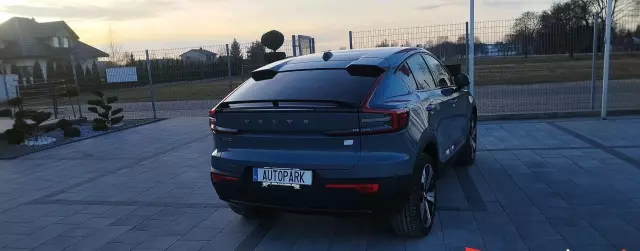 VOLVO C40 78 kWh (408 KM) AWD Electric