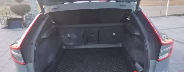 VOLVO C40 78 kWh (408 KM) AWD Electric