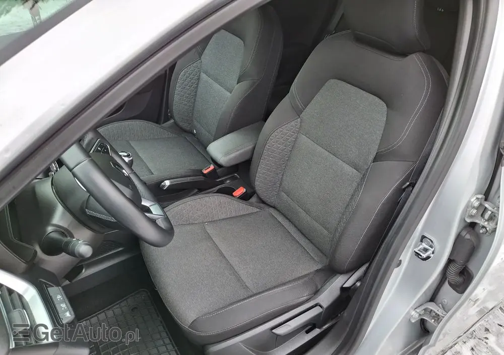 RENAULT Clio 1.0 TCe Zen