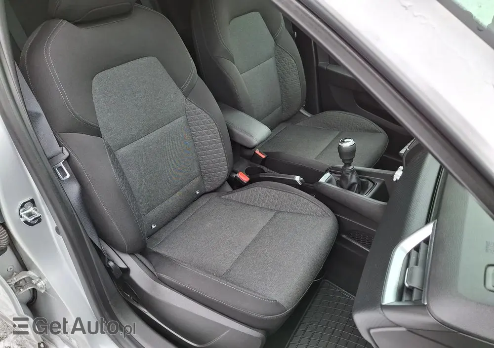 RENAULT Clio 1.0 TCe Zen