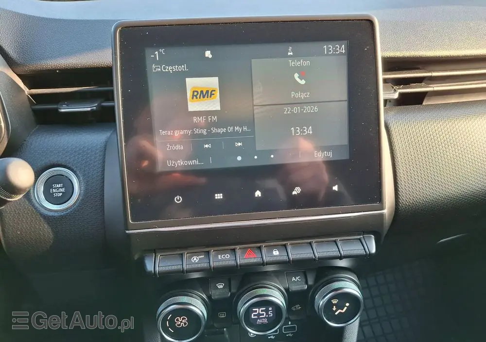 RENAULT Clio 1.0 TCe Zen