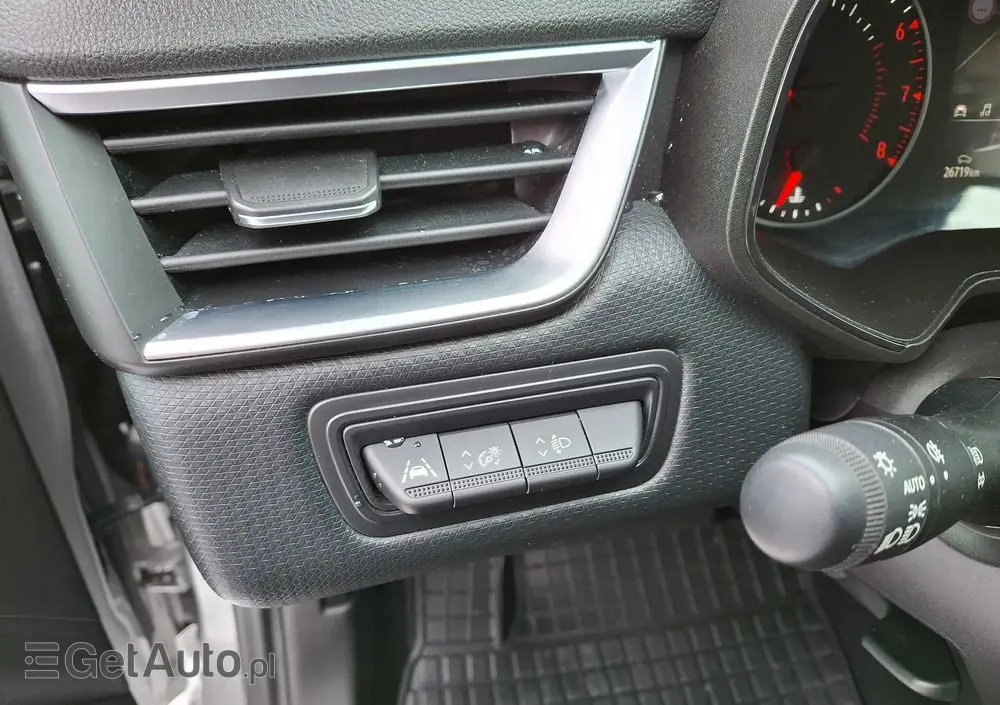 RENAULT Clio 1.0 TCe Zen