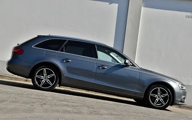 AUDI A4 Avant 2.0 TDI Quattro S tronic