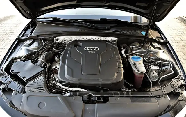 AUDI A4 Avant 2.0 TDI Quattro S tronic