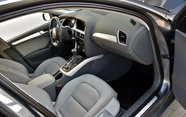 AUDI A4 Avant 2.0 TDI Quattro S tronic