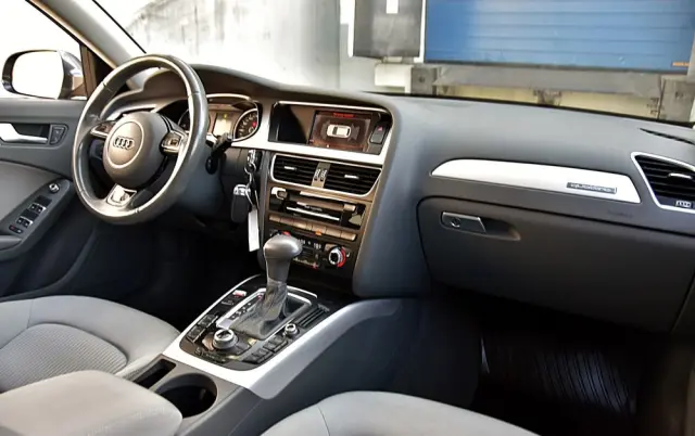 AUDI A4 Avant 2.0 TDI Quattro S tronic