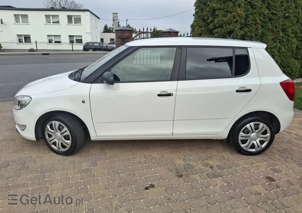 SKODA Fabia 1.2 HTP Ambition