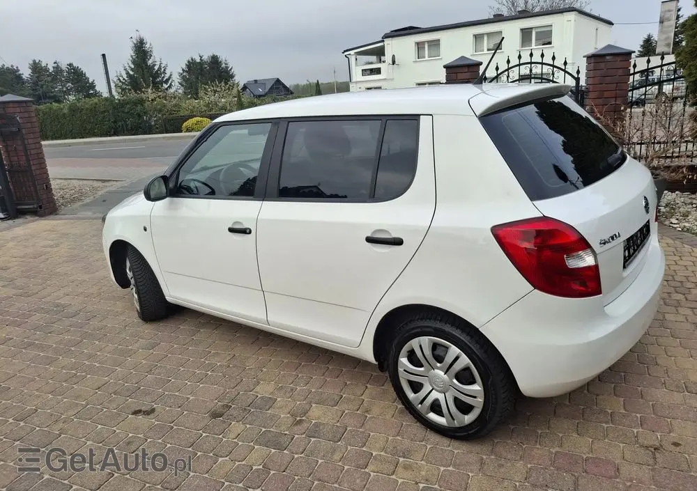 SKODA Fabia 1.2 HTP Ambition