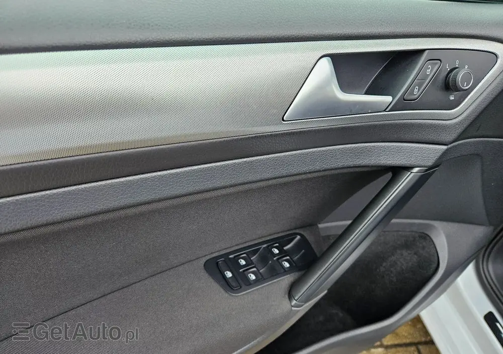 VOLKSWAGEN Golf 1.6 TDI BMT Highline DSG