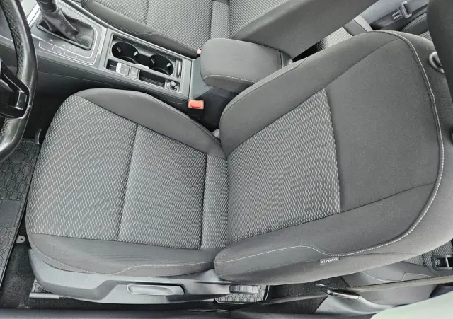 VOLKSWAGEN Golf 1.6 TDI BMT Highline DSG