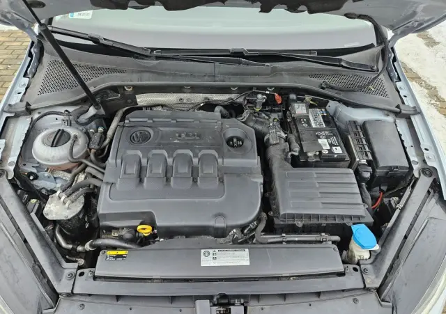 VOLKSWAGEN Golf 1.6 TDI BMT Highline DSG