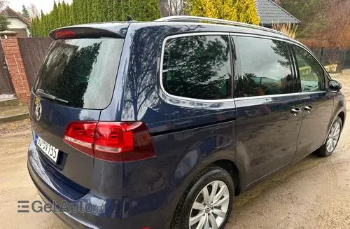 VOLKSWAGEN Sharan 