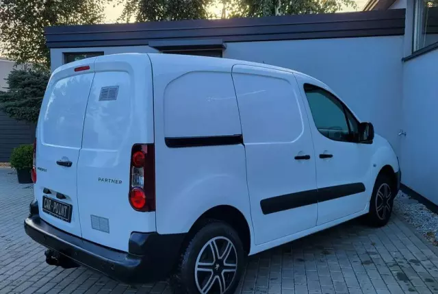 PEUGEOT Partner 