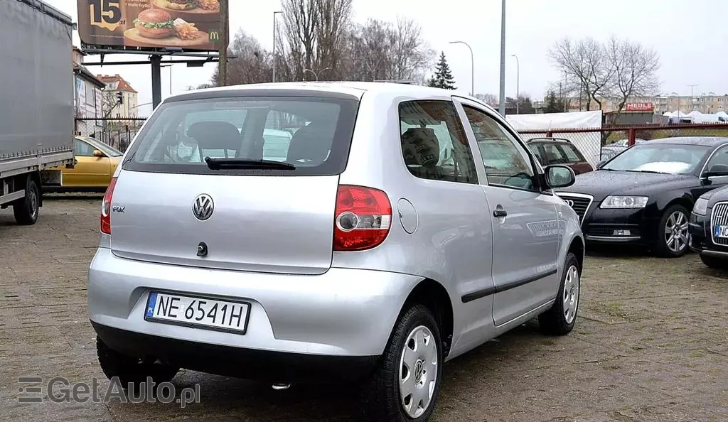 VOLKSWAGEN Fox 