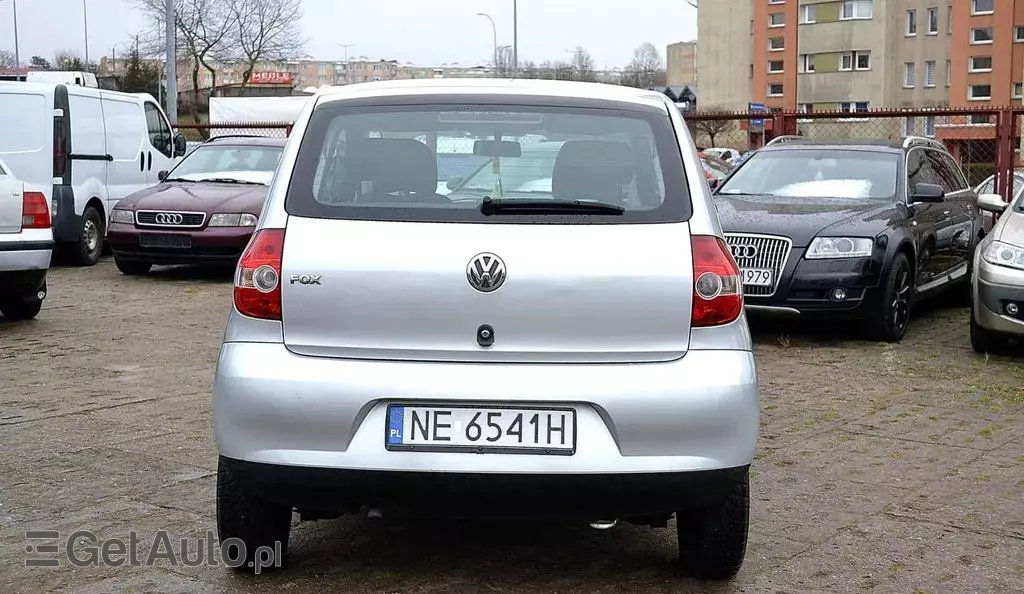 VOLKSWAGEN Fox 