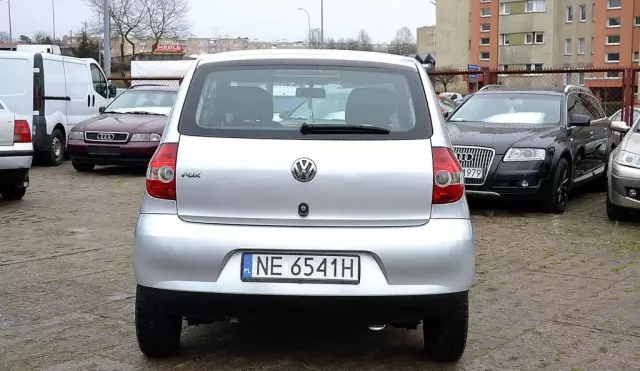 VOLKSWAGEN Fox 