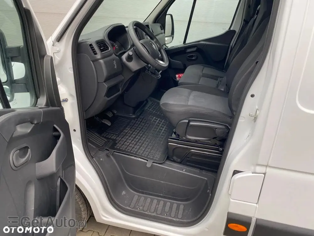 RENAULT MASTER Furgon L3H2 