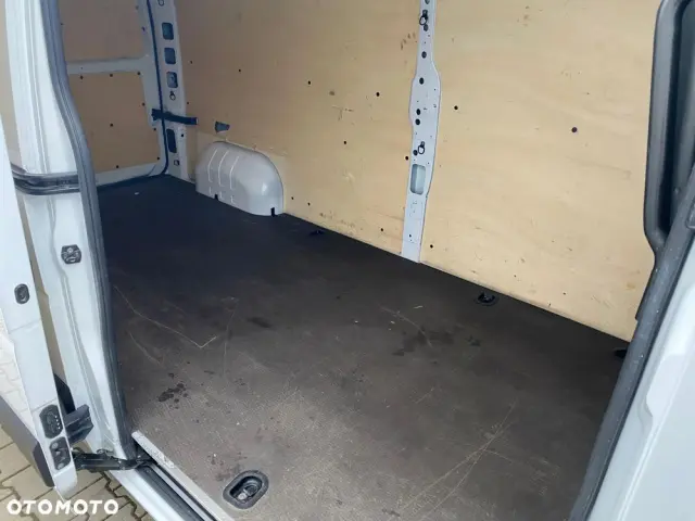 RENAULT MASTER Furgon L3H2 