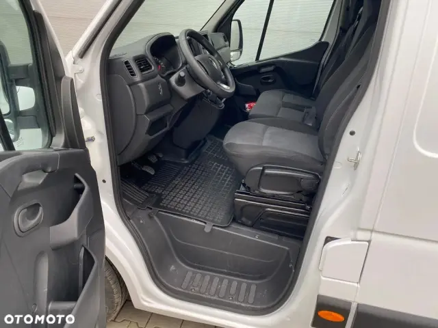 RENAULT MASTER Furgon L3H2 