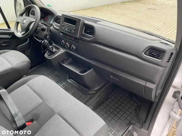 RENAULT MASTER Furgon L3H2 