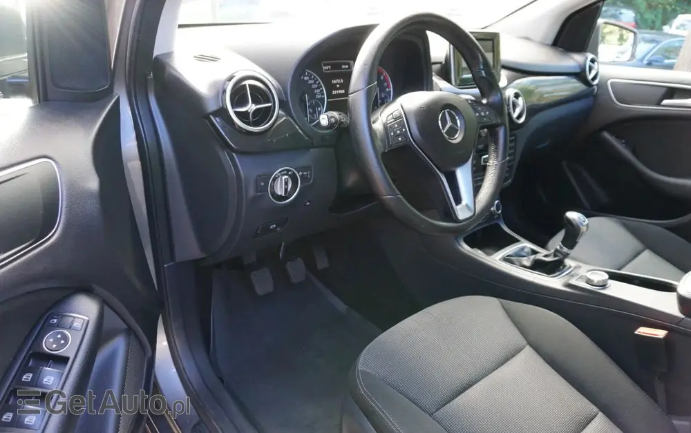 MERCEDES-BENZ Klasa B 