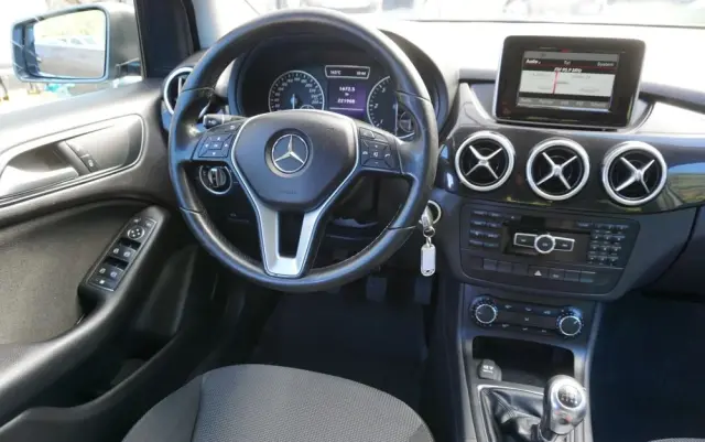 MERCEDES-BENZ Klasa B 