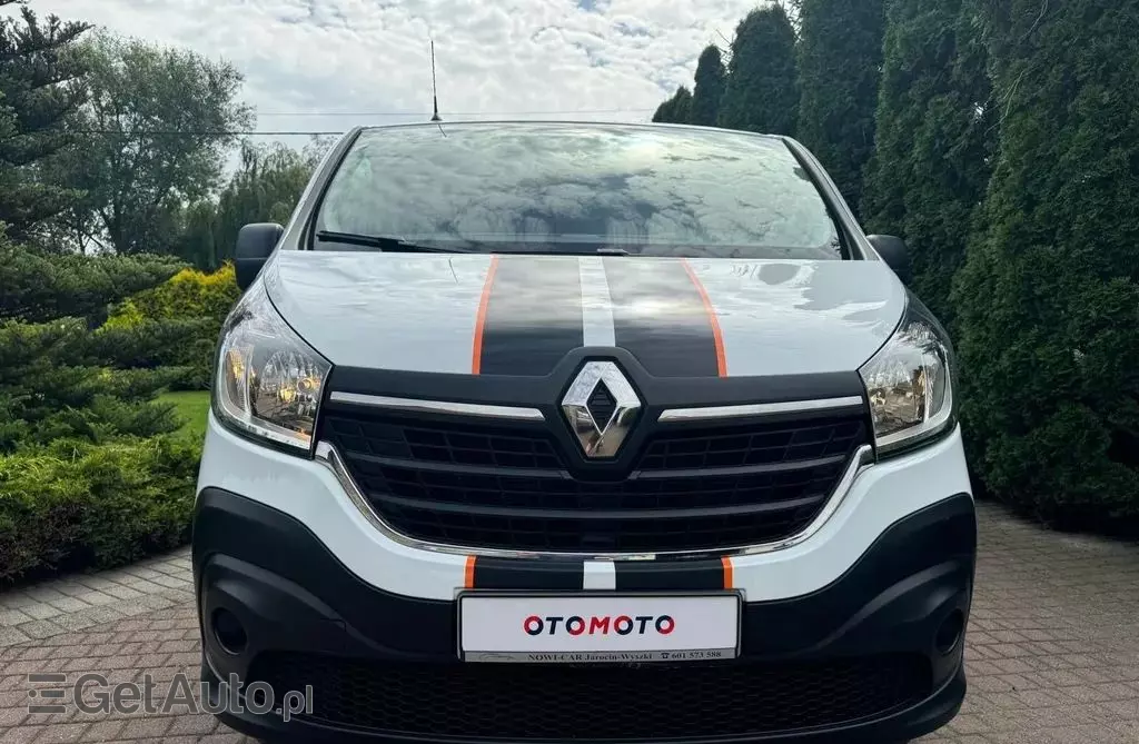 RENAULT Trafic 