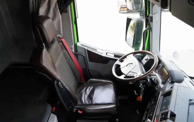 RENAULT T 520 / MAXISPACE / RETARDER / ALUFELGI  / SKÓRY / EURO 6 