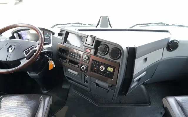 RENAULT T 520 / MAXISPACE / RETARDER / ALUFELGI  / SKÓRY / EURO 6 