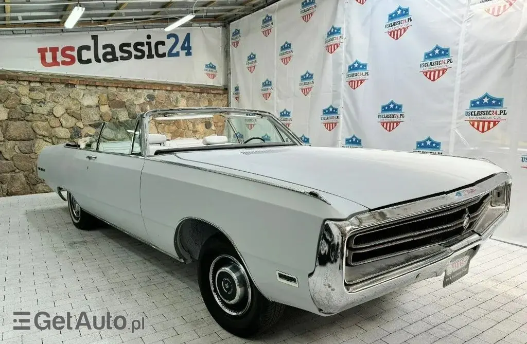 CHRYSLER Town & Country 